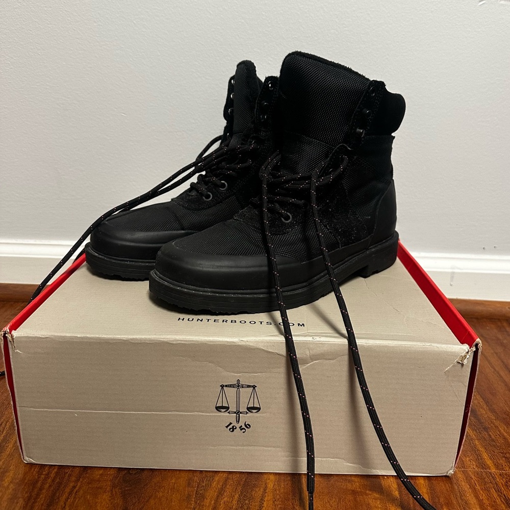 Hunter Original Insulated Commando Boot - size 7